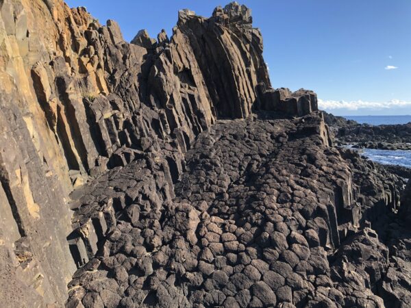 Basaltsäulen am Kap Tsumeki