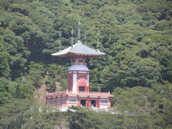 Der Yakuou-Tempel in Hiwasa