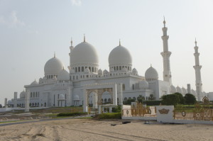 Gewaltige Moschee in Abu Dhabi