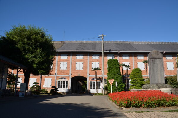 Tomioka-Seidenmühle (Photo mit freundlicher Genehmigung der Tomioka-Seidenmühle)