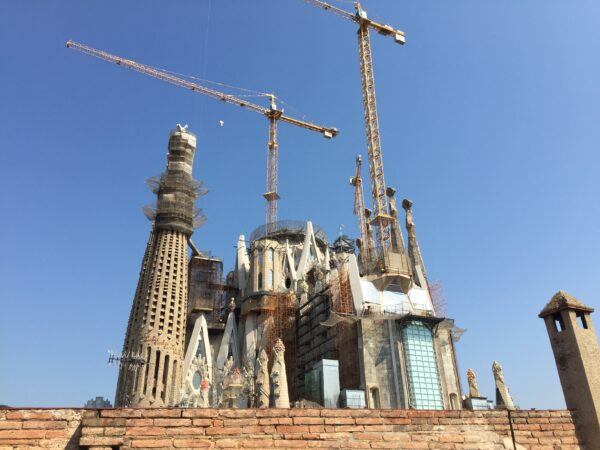Ewige Baustelle Sagrada Família - so gesehen könnte man den neuen Hauptstadtflughafen BER auch zum UNESCO-Weltkulturerbe erklären!