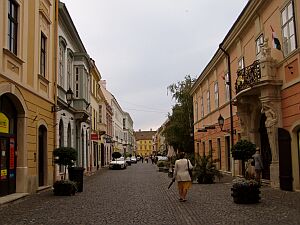 In der Altstadt von Gyoer