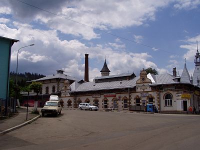 Eines der alten Gebäude an der Str. Republicii