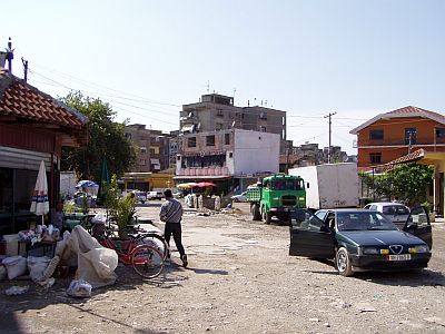 Shkoder: Man merkt schnell dass Shkoder ärmer ist