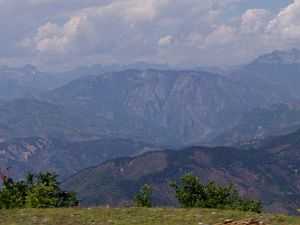 Berge dominieren das Land