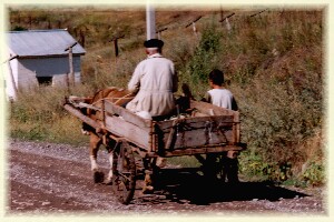 Moderne Transportmittel nahe der Grenze