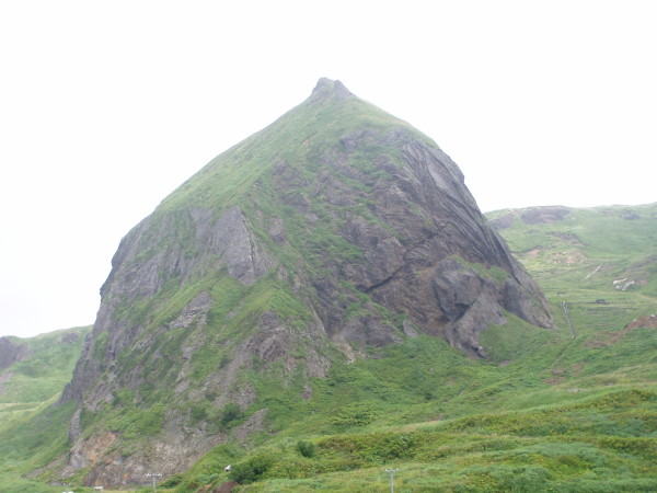 Insel Rebun / Hokkaido: Der Momo-Iwa (Pfirsichfelsen)