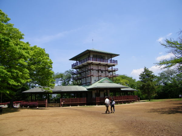 Aussichtsturm im Ikuta-Park