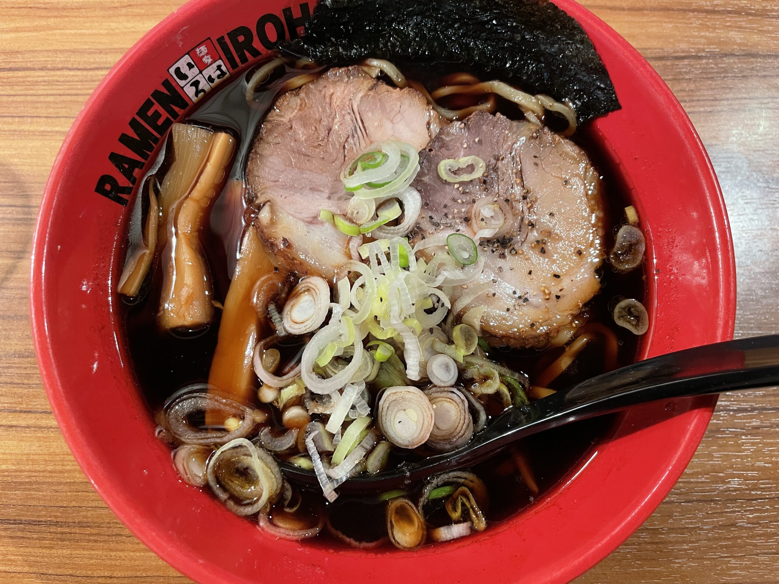 Schwarze Ramen - eine Spezialität von Toyama