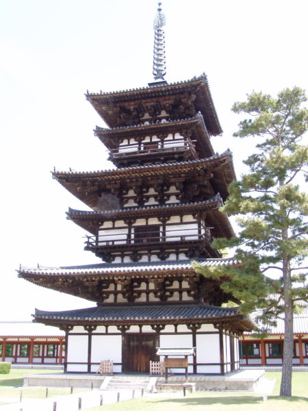 Der Ostturm (Toto) im Yakushiji