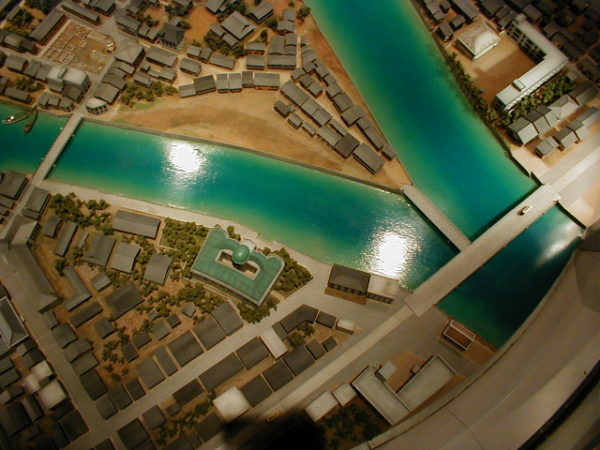 Modell von Hiroshima vor der Explosion...(das grüne Gebäude in der Mitte ist der A-Dome)