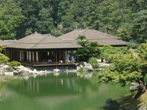 Takamatsu: Teepavillion im Ritsurin-Park