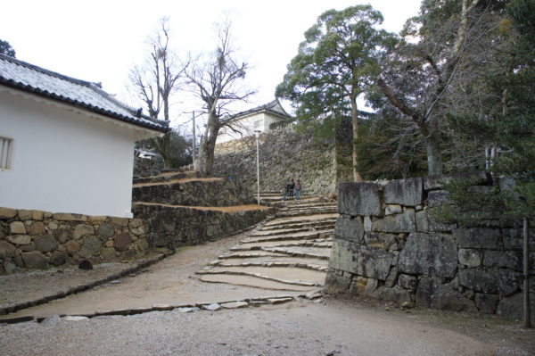Aufstieg zum Schloss von Hikone