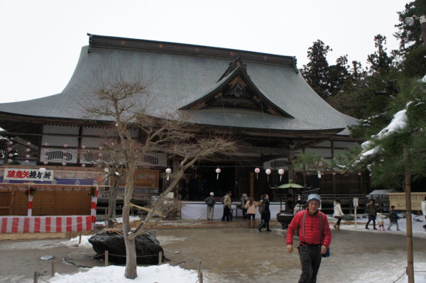Hondō - Das Hauptgebäude im Chūsonji