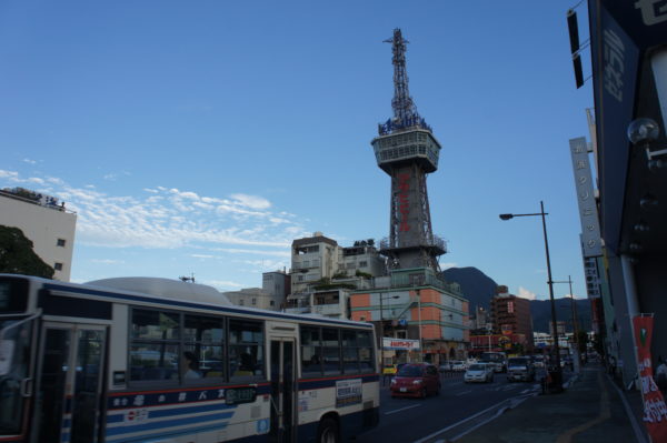 Der Beppu-Tower im Zentrum