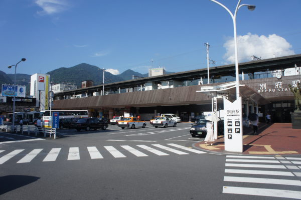 Der Hauptbahnhof von Beppu