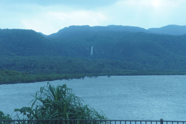 Wasserfall im Inselinneren