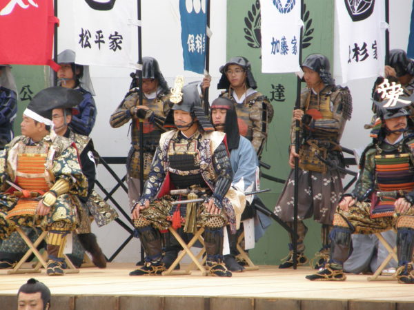 Historisches Spektakel an der Burg von Aizu-Wakamatsu