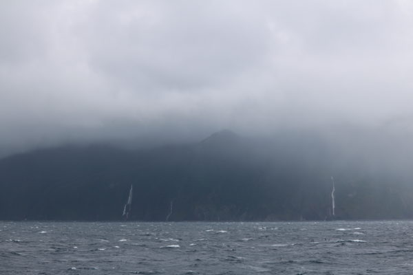 Wasserfälle auf der Insel Mikurajima