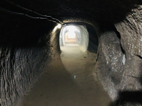 Die Akayama-Bunkeranlagen aus dem 2. Weltkrieg