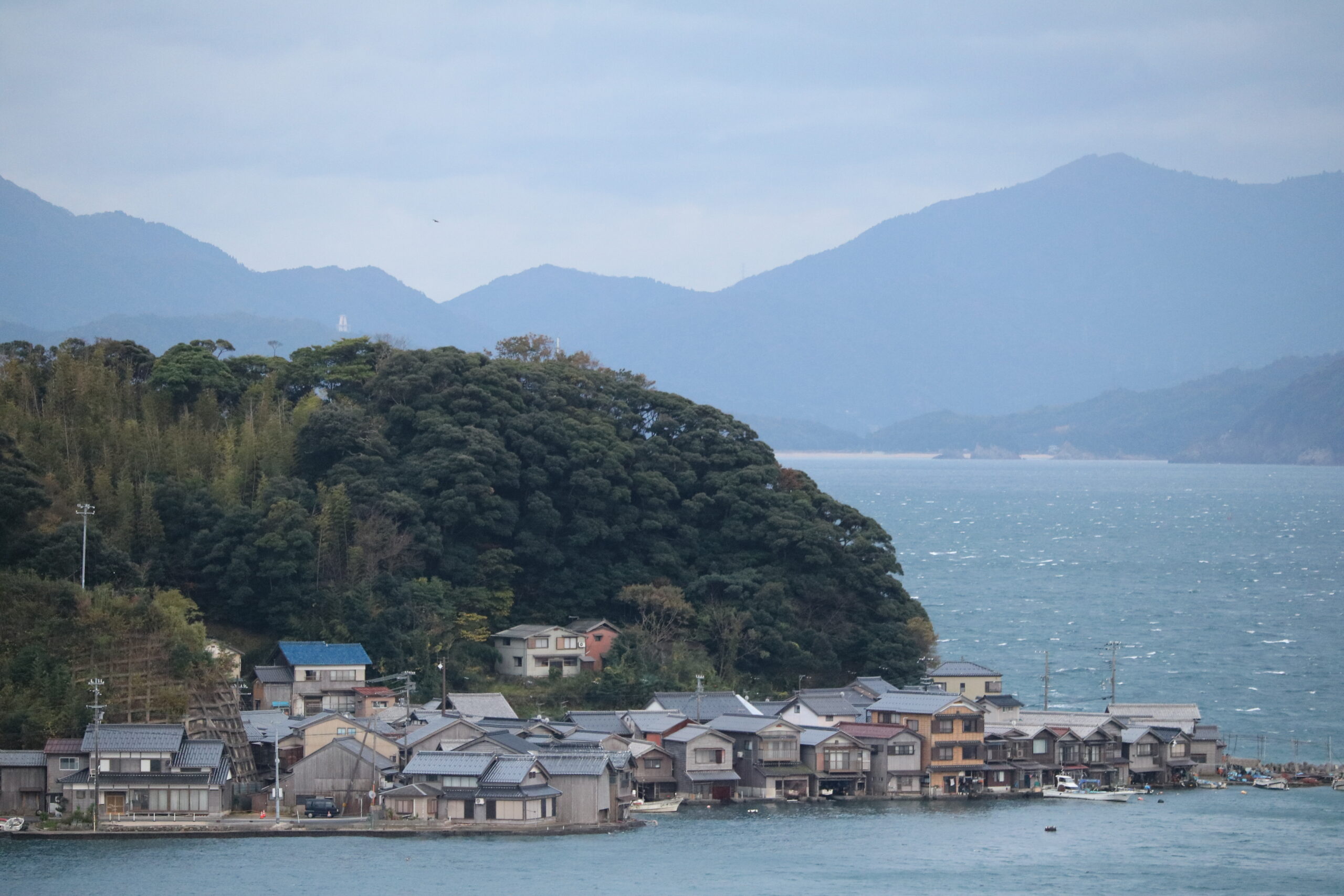 Funaya - die Bootshäuser von Ineura in der Präfektur Kyoto