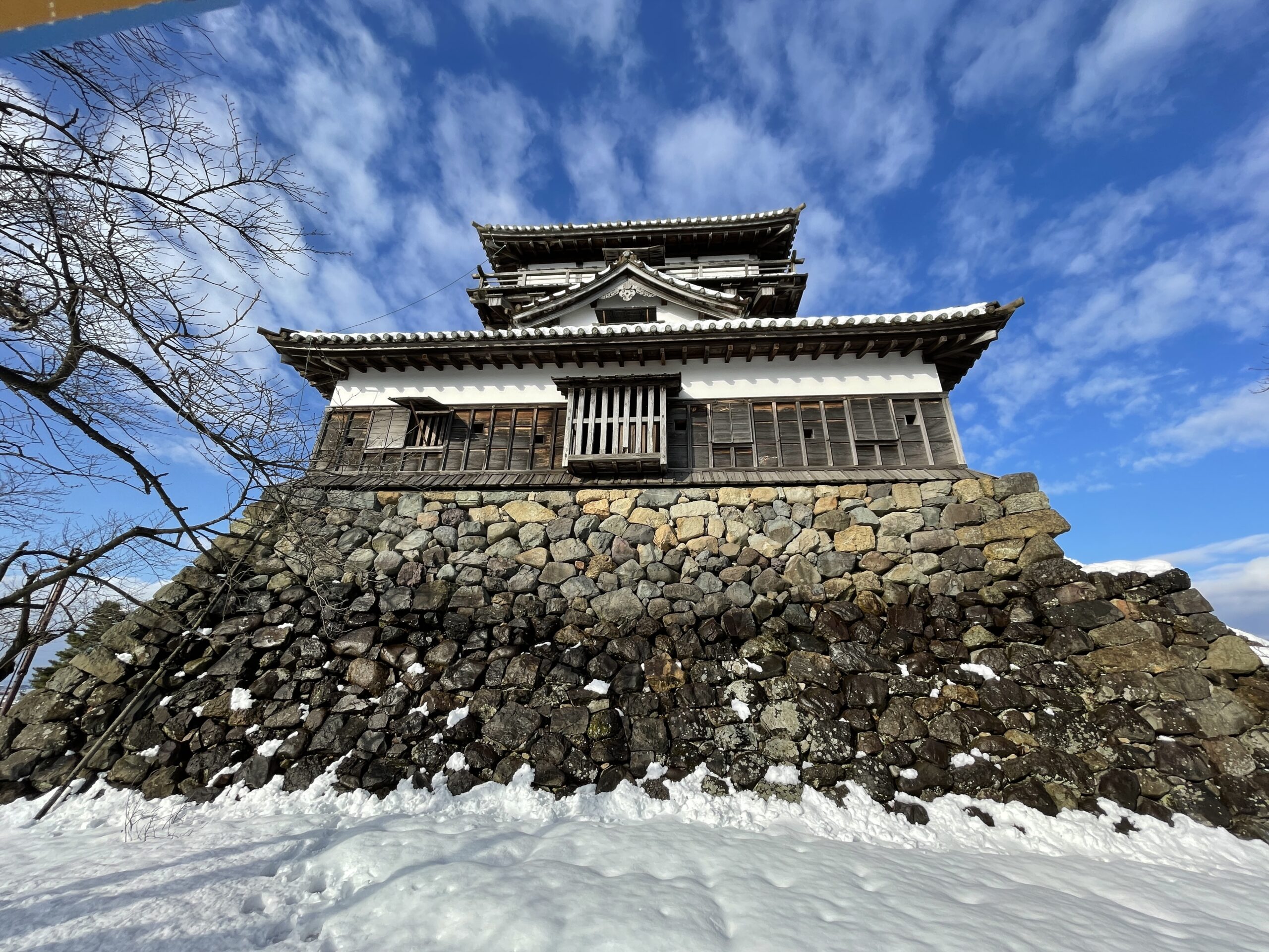 Der Hauptbau der Burg von Maruoka