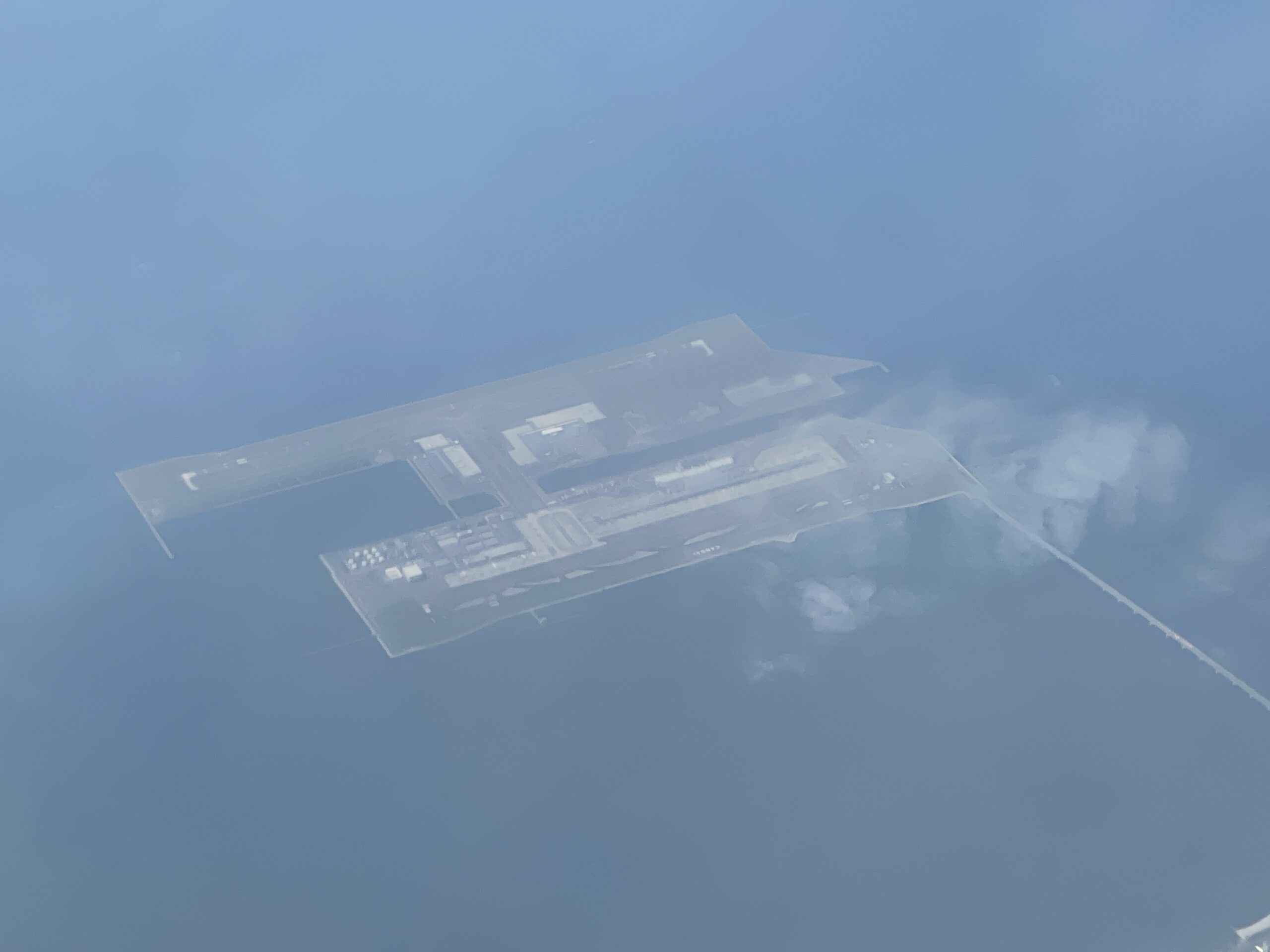 Kansai International Airport aus 10 Km Höhe