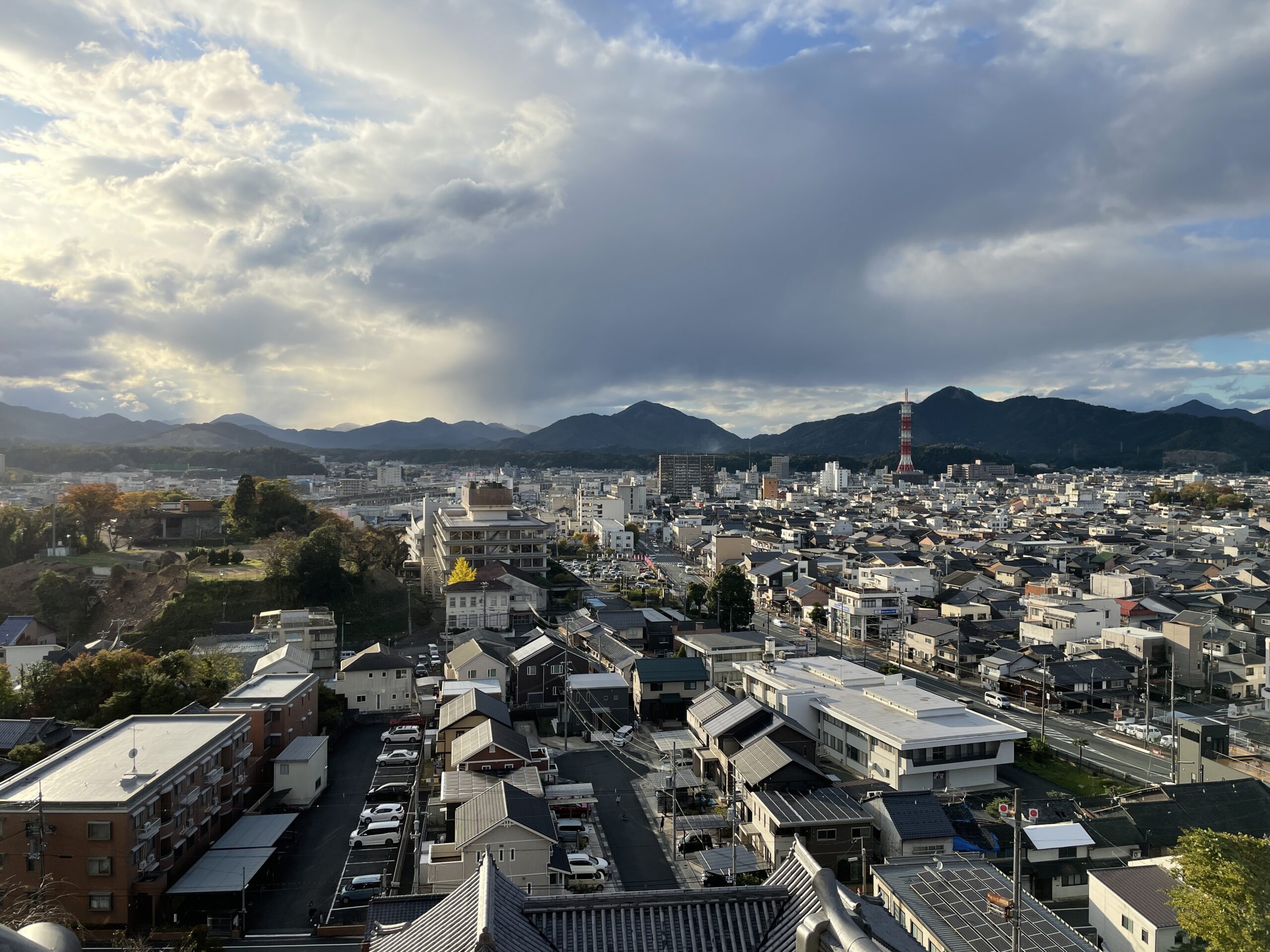 Blick auf das Stadtzentrum von Fukuchiyama