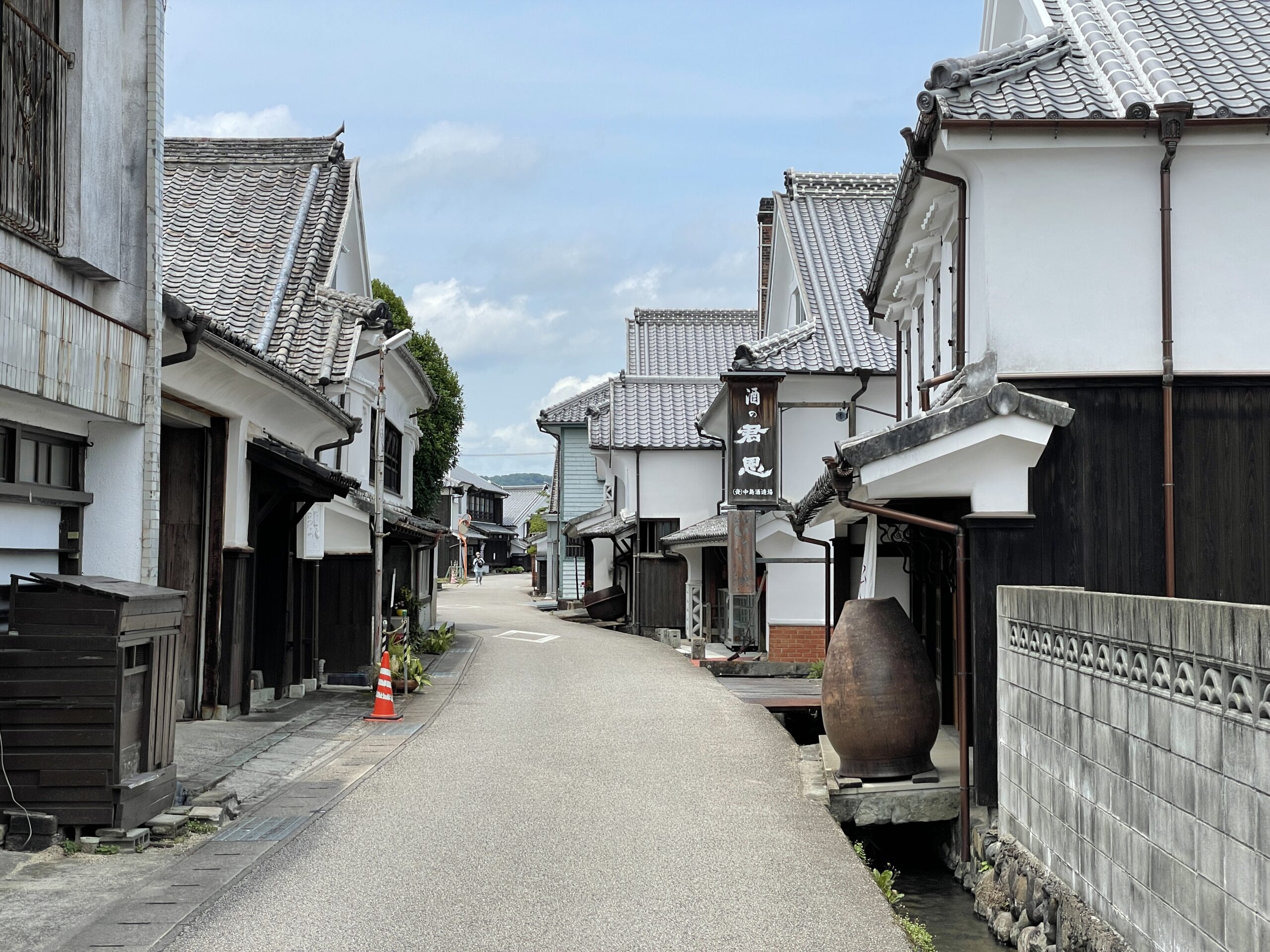 Die Strasse der Sakebrauereien in Hama, Kashima
