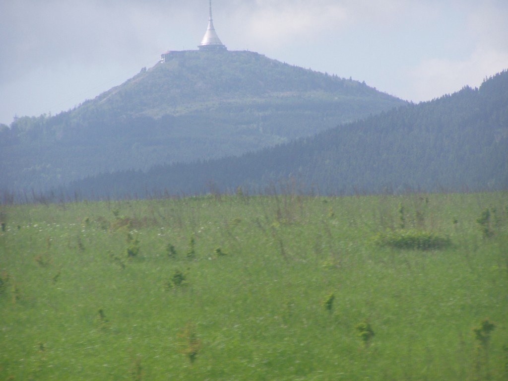 ランドマークのイェシュチェドというリベレツの南西にある山
