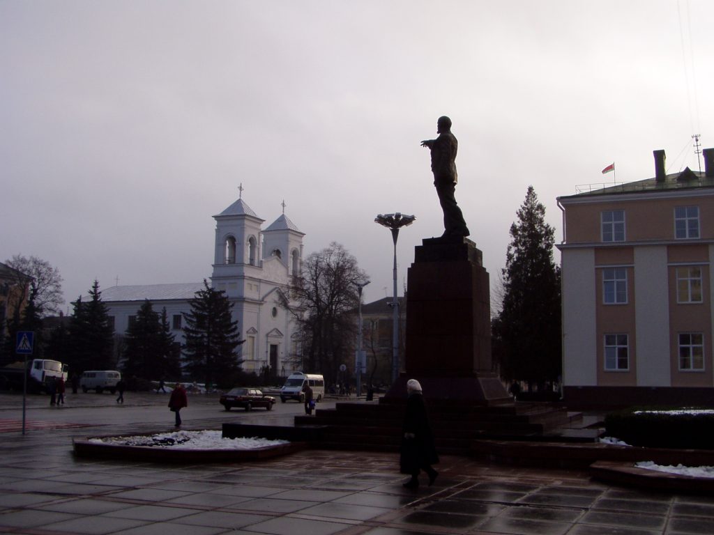 Lenindenkmal auf dem Leninplatz