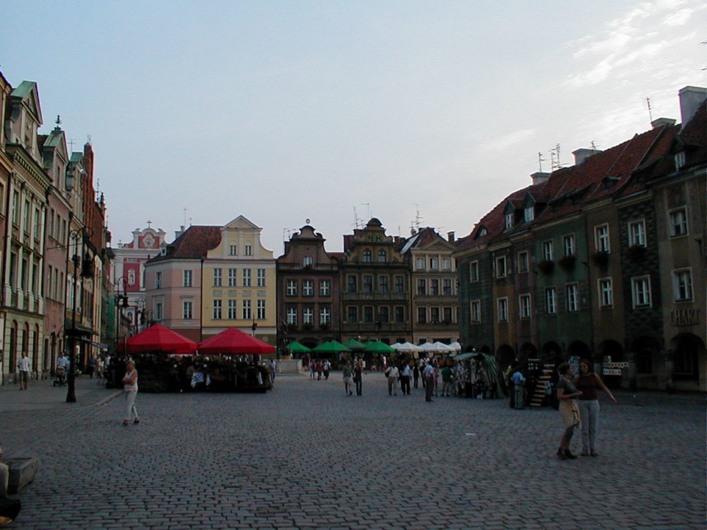 Auf dem grossen Altmarkt im Zentrum