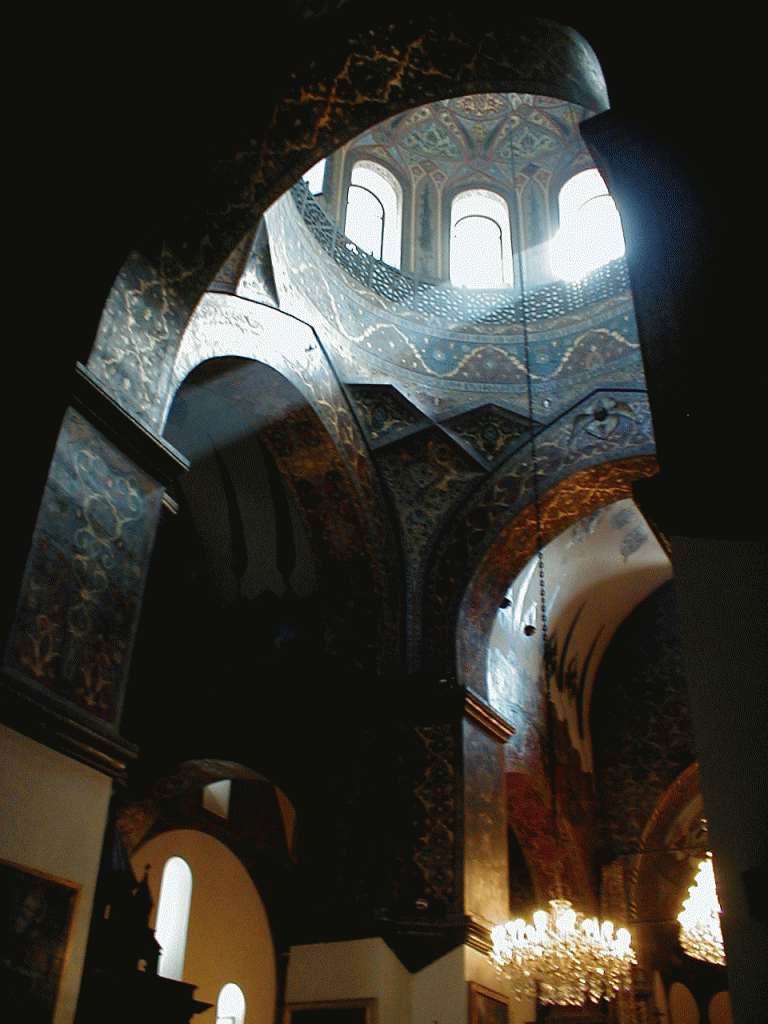 Echmiatsin - Zentrum der armenisch-apostolischen Kirche