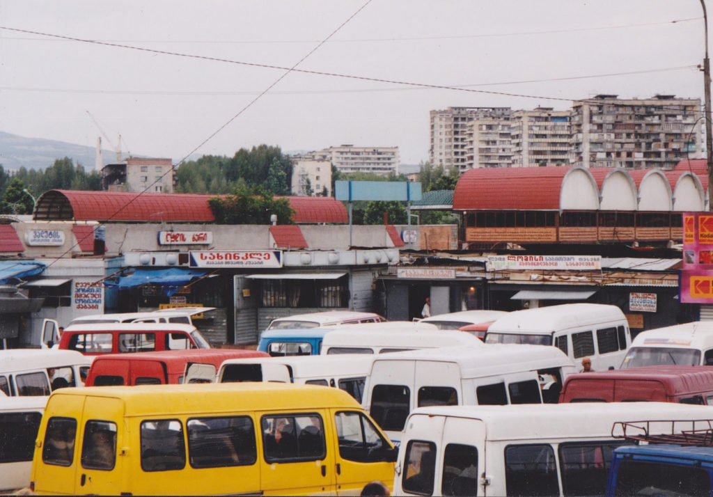 Busbahnhof Didube mit zahllosen Marshrutkas, Tbilissi