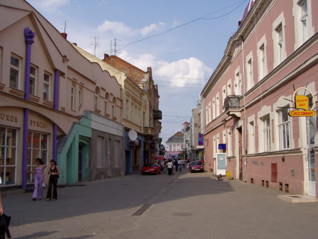Fussgängerzone in der Altstadt von Uzhgorod