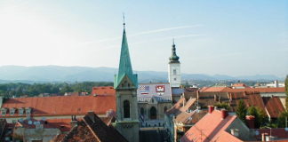 Die Hl. Marko-Kirche mit dem charakteristischen Dach
