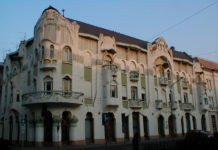 Szeged Der im Art Noveau-Stil erbaute Reök-Palast in Szeged