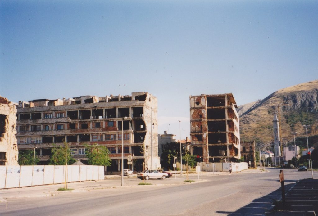 An der Frontlinie: In diesem Haus leben nachwievor Familien