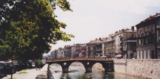 Latinski-Brücke im Zentrum