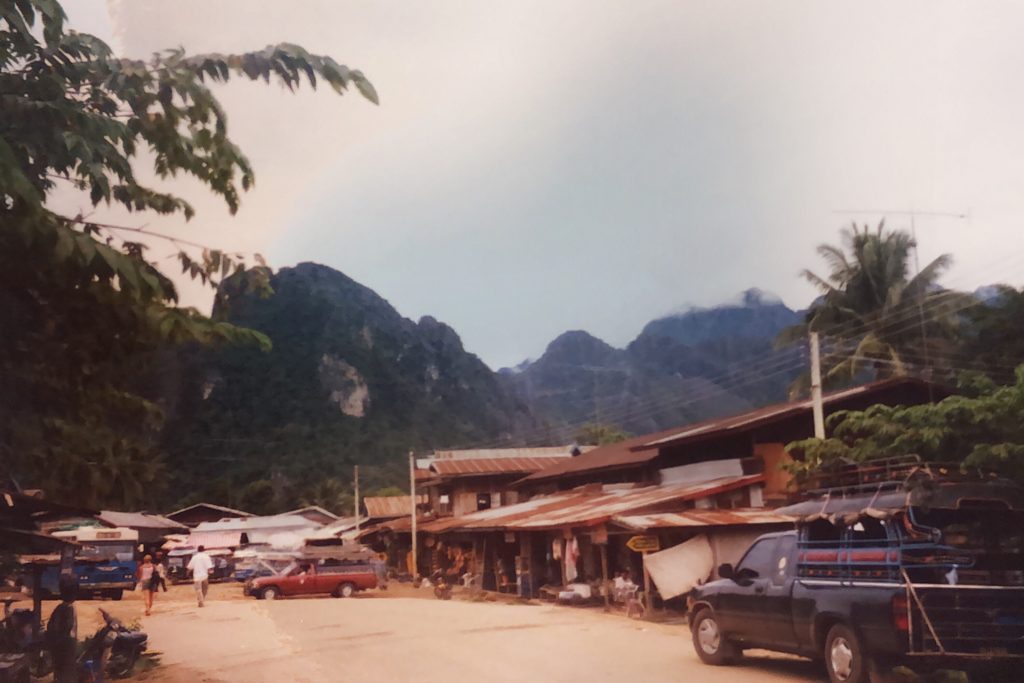 Zentraler Platz von Vang Vieng