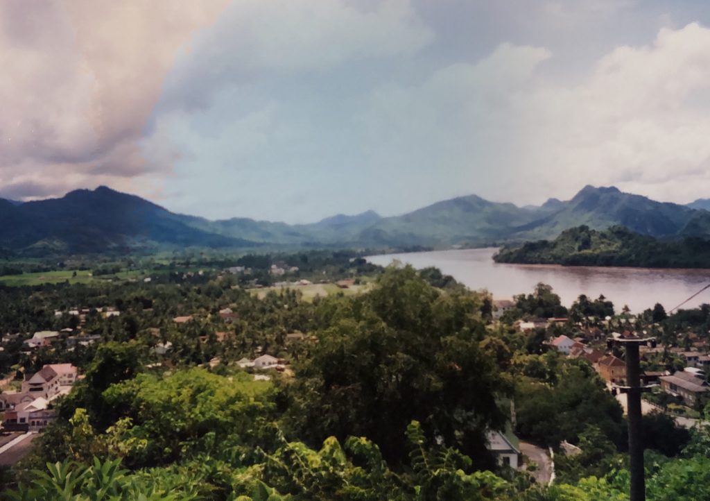 Luang Prabang: Blick über die Stadt und den Mekong