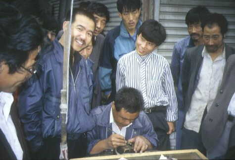 Taiyuan: Stempelmacher bei der Arbeit