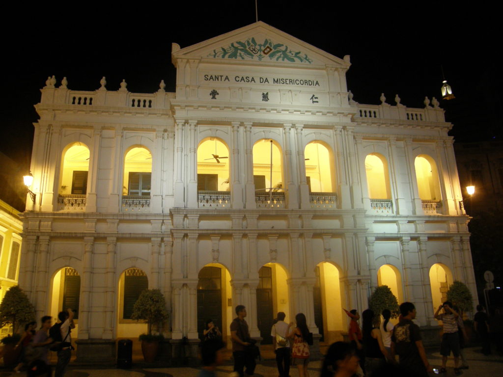 Prachtvolle Gebäude am Senatsplatz