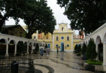 Im Dorfzentrum von Coloane