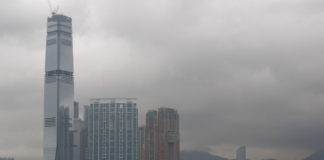 Bald fertig: International Commerce Centre