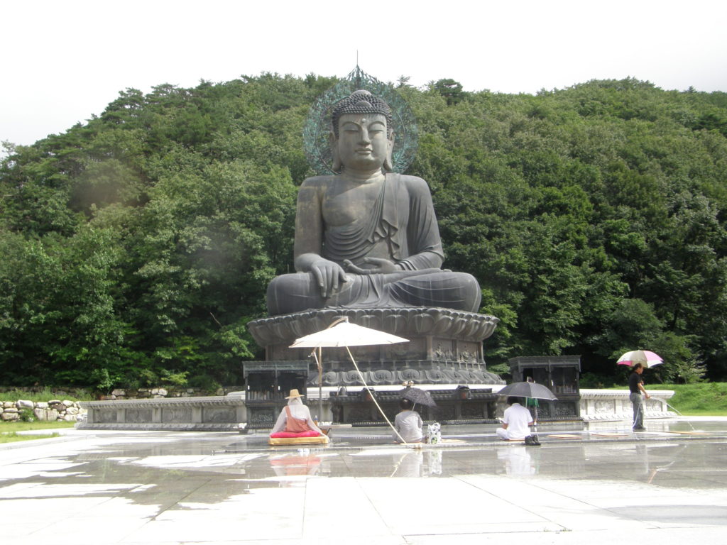 Große Buddhastatue in Seoraksan