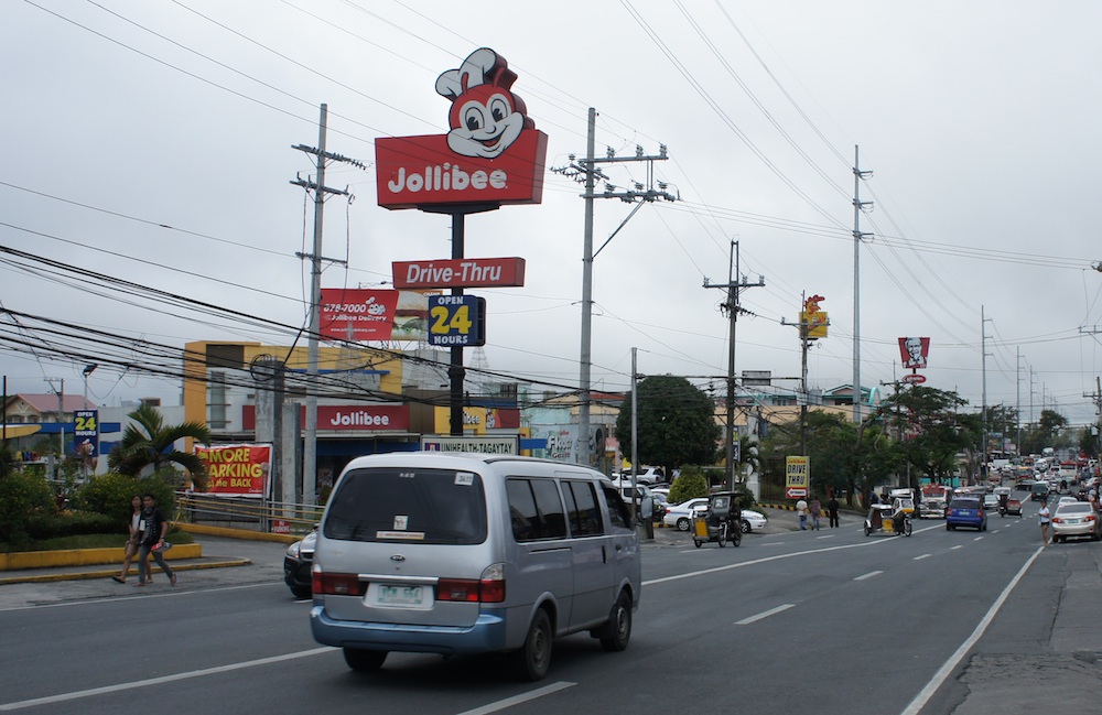 Fastfood ist omnipräsent - hier: 'Jollibee'