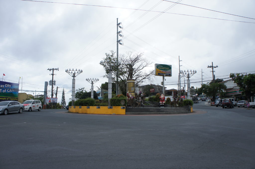 Der Kreisverkehr von Tagaytay