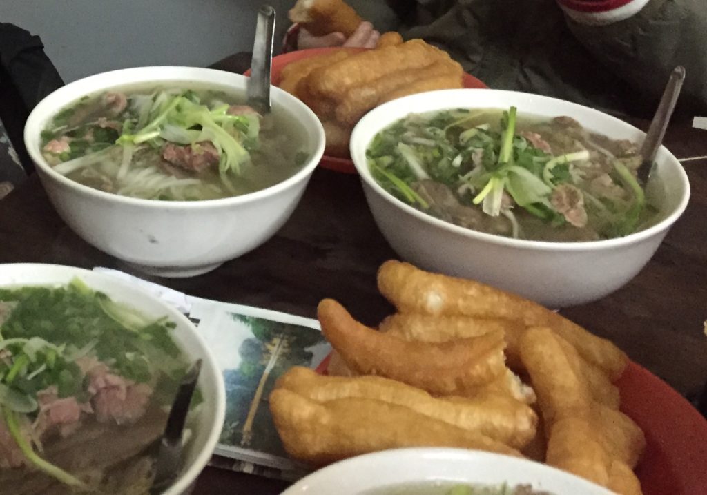 Pho-Nudelsuppe mit Quay