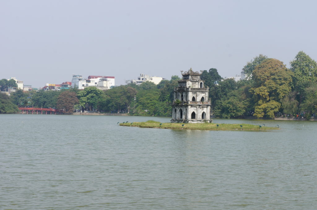 Hanoi: Schildkrötenturm im Hoan Kiem-See